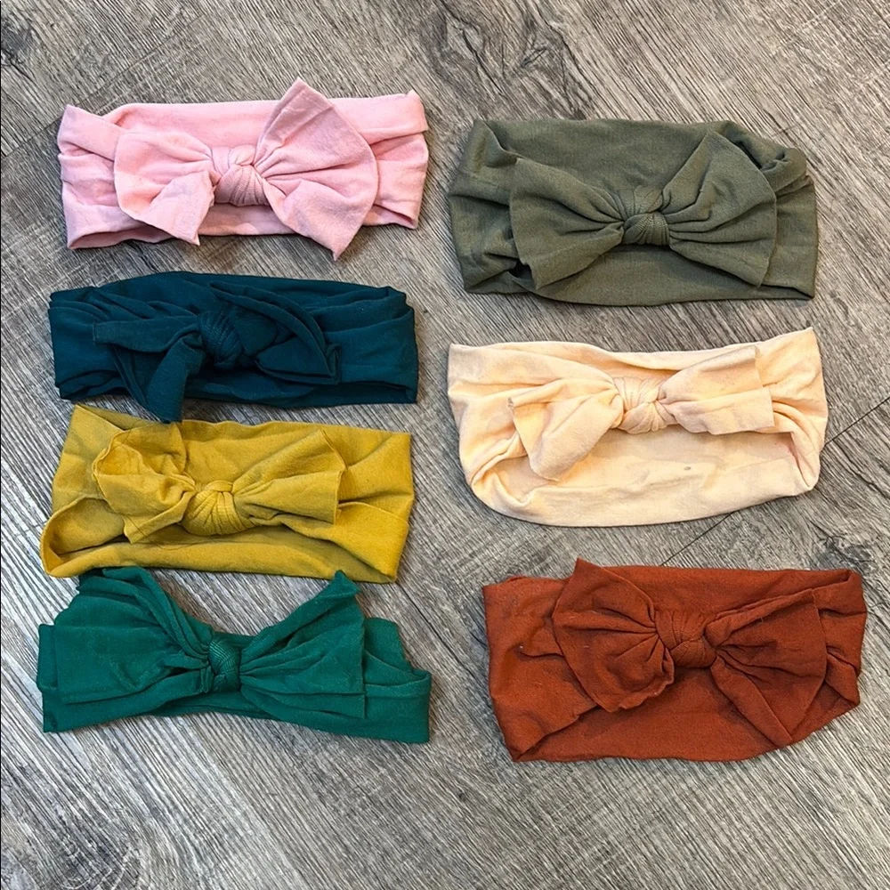 Hair Accessories with Bold Bow Design Headbands set of 7